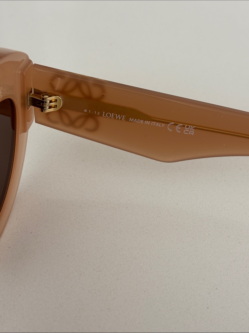 Loewe Beige Cat-Eye Sunglasses with Brown Lenses - Picture 3 of 4